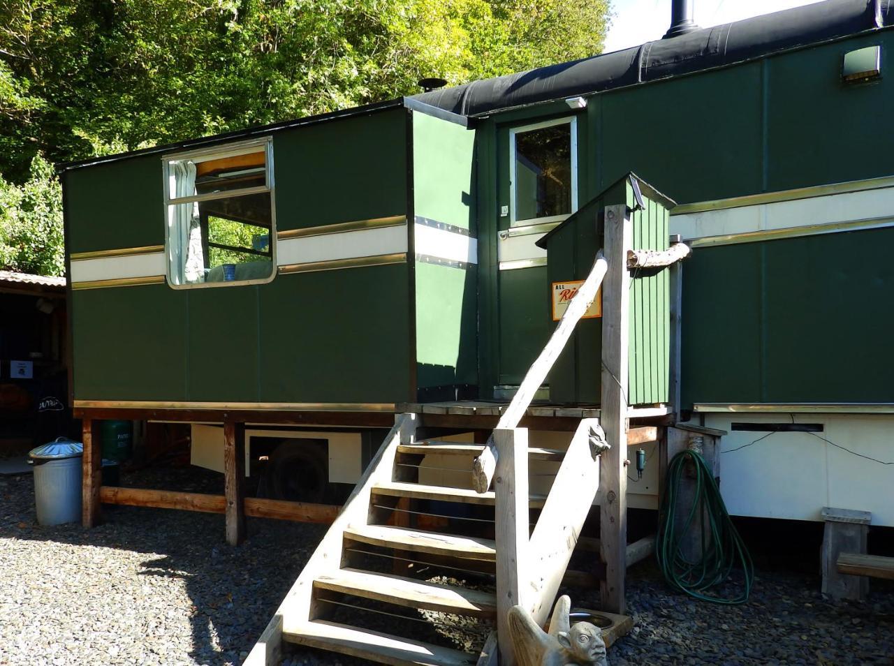Showman'S Wagon At Coed Cae Dolgellau Exterior photo